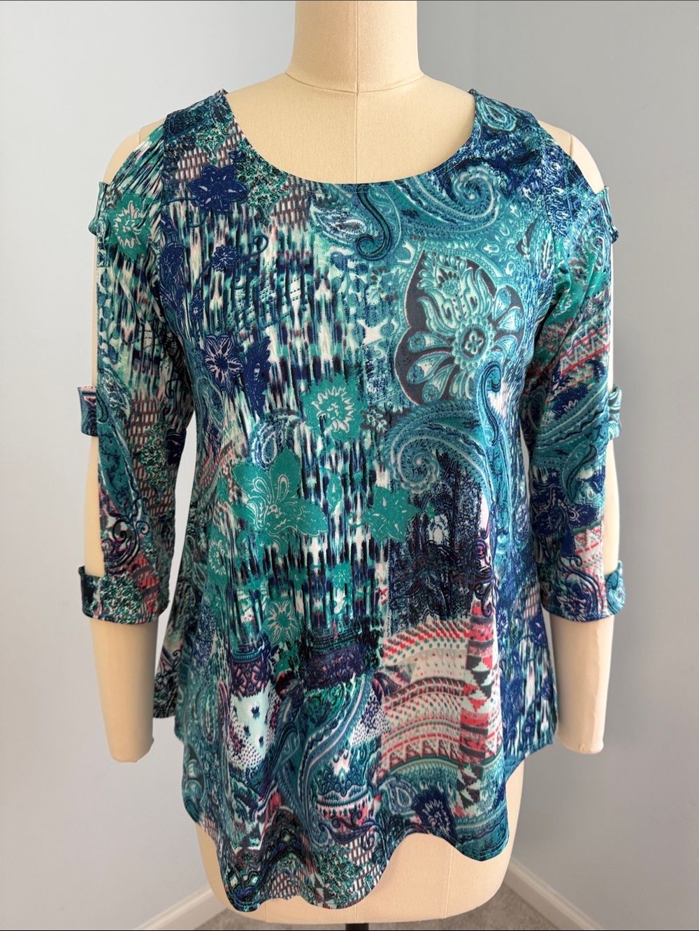 Star Vixen Teal Paisley Cold-Shoulder Women's Top SZS